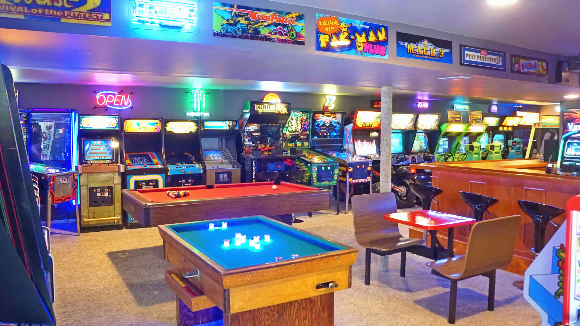 The Basement Arcade - Gameroom