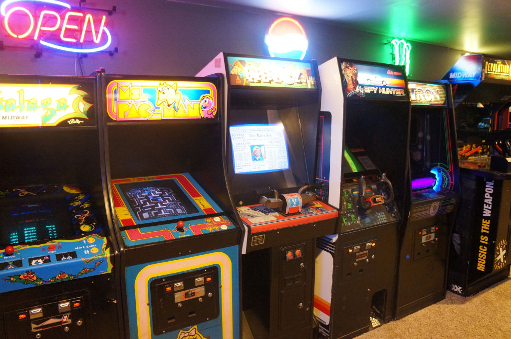 Vintage Vault Arcade - New Photoset | Museum of the Game ...